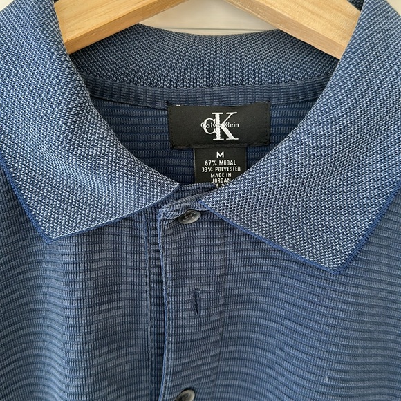 Calvin Klein M Men’s Ribbed Casual Shirt EUC - Picture 2 of 6